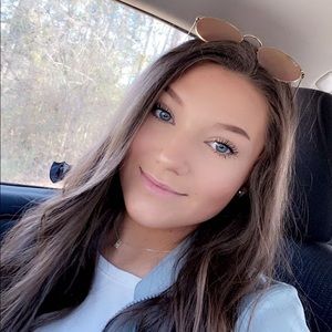 Meet your Posher, Hannah